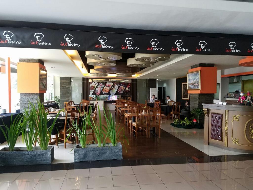 D'Arcici Hotel Cempaka Putih Jakarta Exterior photo